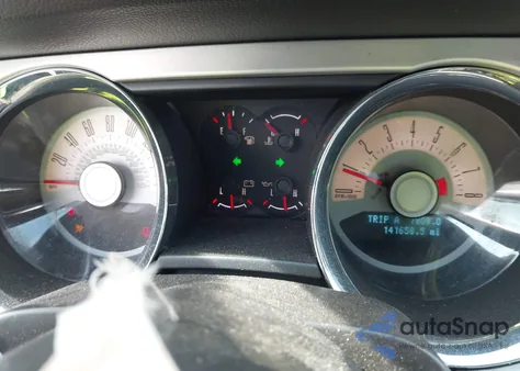 2012 Ford Mustang V6 Premium z USA, uszkodzony, nr VIN 1ZVBP8AM0C5271262